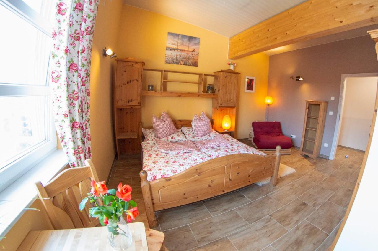Ranchzimmer Am Hippo-Campus Reit- Und Therapiezentrum Deutsch Haslau 외부 사진