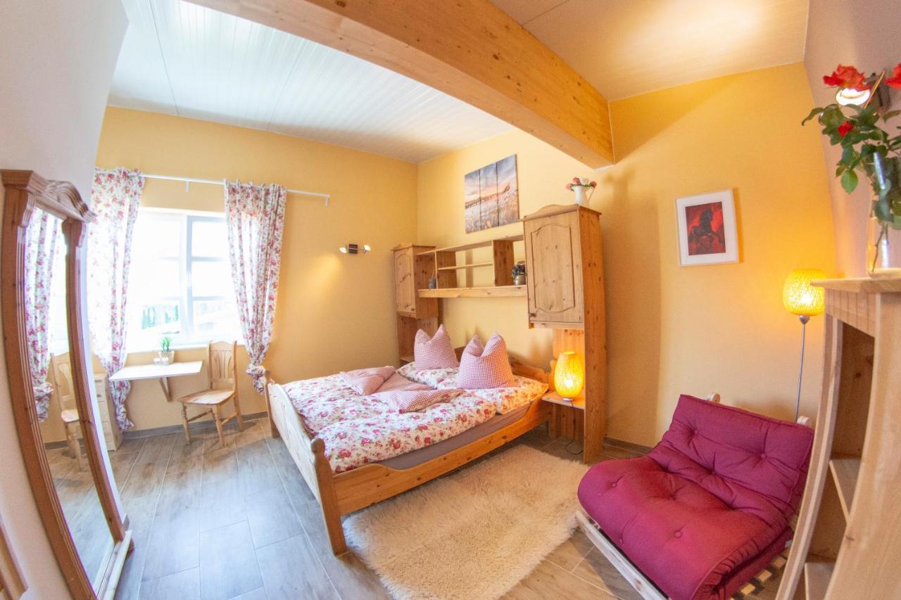 Ranchzimmer Am Hippo-Campus Reit- Und Therapiezentrum Deutsch Haslau 외부 사진